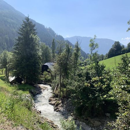 Gasthof Kirchenwirt Gnesau Екстер'єр фото