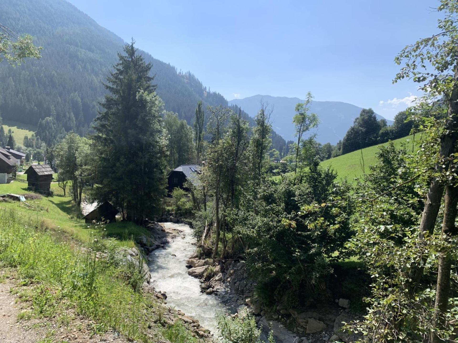 Gasthof Kirchenwirt Gnesau Екстер'єр фото